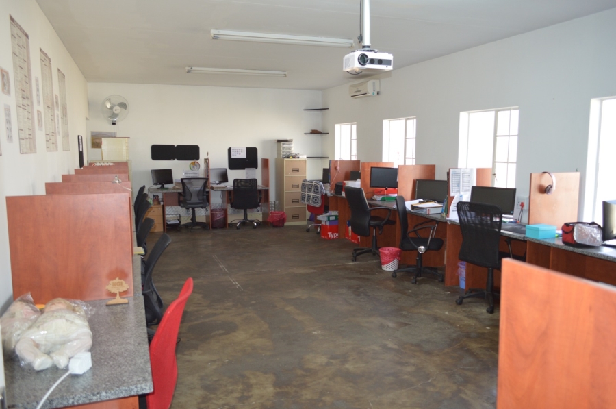 Commercial Property for Sale in Wilkoppies North West